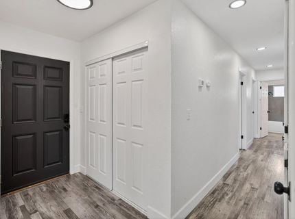 6817 Sandrock, Sacramento, CA 95828 Photo