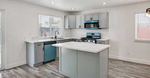 6817 Sandrock, Sacramento, CA 95828 Photo