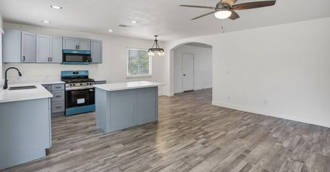 6817 Sandrock, Sacramento, CA 95828 Photo