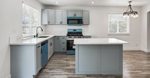 6817 Sandrock, Sacramento, CA 95828 Photo
