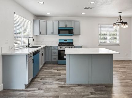 6817 Sandrock, Sacramento, CA 95828 Photo