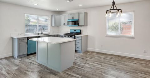 6817 Sandrock, Sacramento, CA 95828 Photo