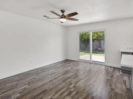 6817 Sandrock, Sacramento, CA 95828 Photo