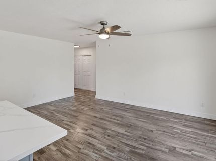 6817 Sandrock, Sacramento, CA 95828 Photo