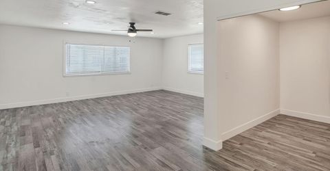 6817 Sandrock, Sacramento, CA 95828 Photo