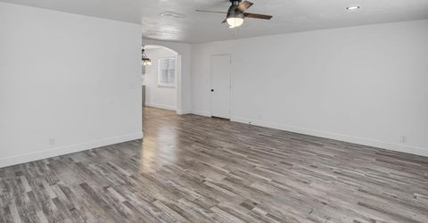 6817 Sandrock, Sacramento, CA 95828 Photo