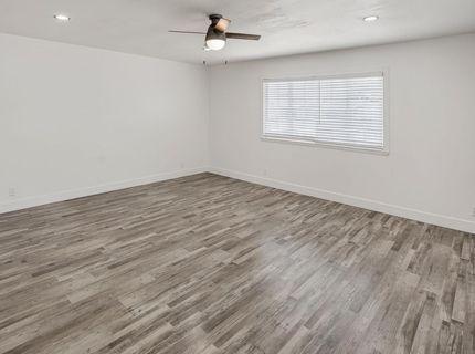 6817 Sandrock, Sacramento, CA 95828 Photo