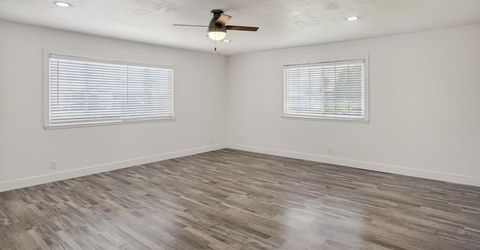6817 Sandrock, Sacramento, CA 95828 Photo