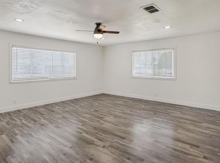 6817 Sandrock, Sacramento, CA 95828 Photo