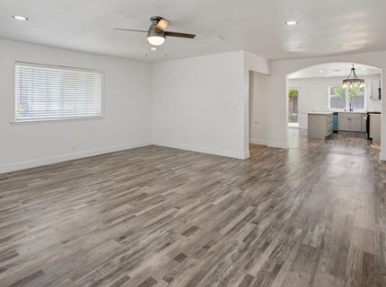 6817 Sandrock, Sacramento, CA 95828 Photo