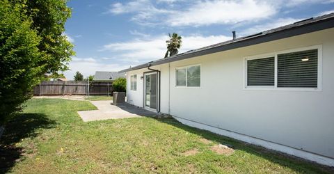 6817 Sandrock, Sacramento, CA 95828 Photo