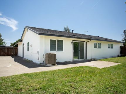 6817 Sandrock, Sacramento, CA 95828 Photo