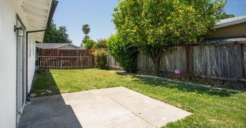 6817 Sandrock, Sacramento, CA 95828 Photo