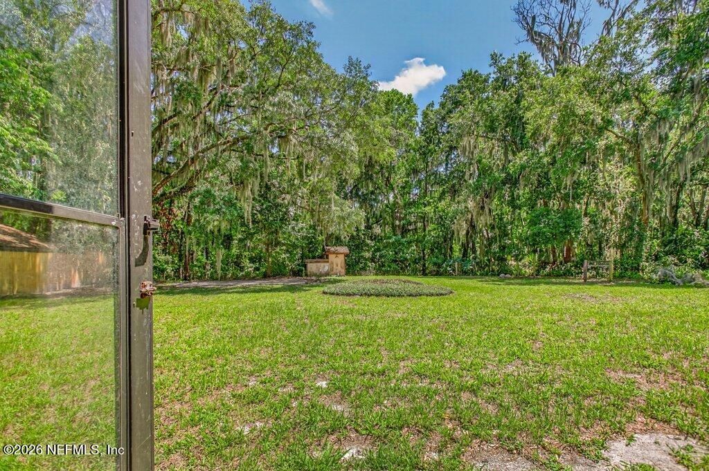 133 Magnolia Avenue E, East Palatka, FL 32131 Photo