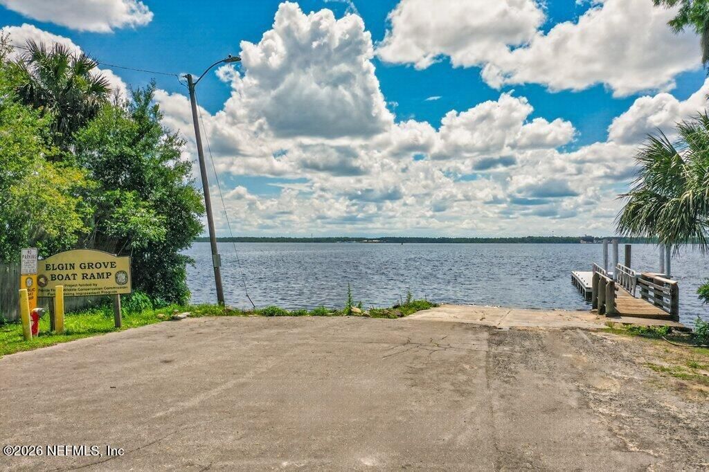 133 Magnolia Avenue E, East Palatka, FL 32131 Photo