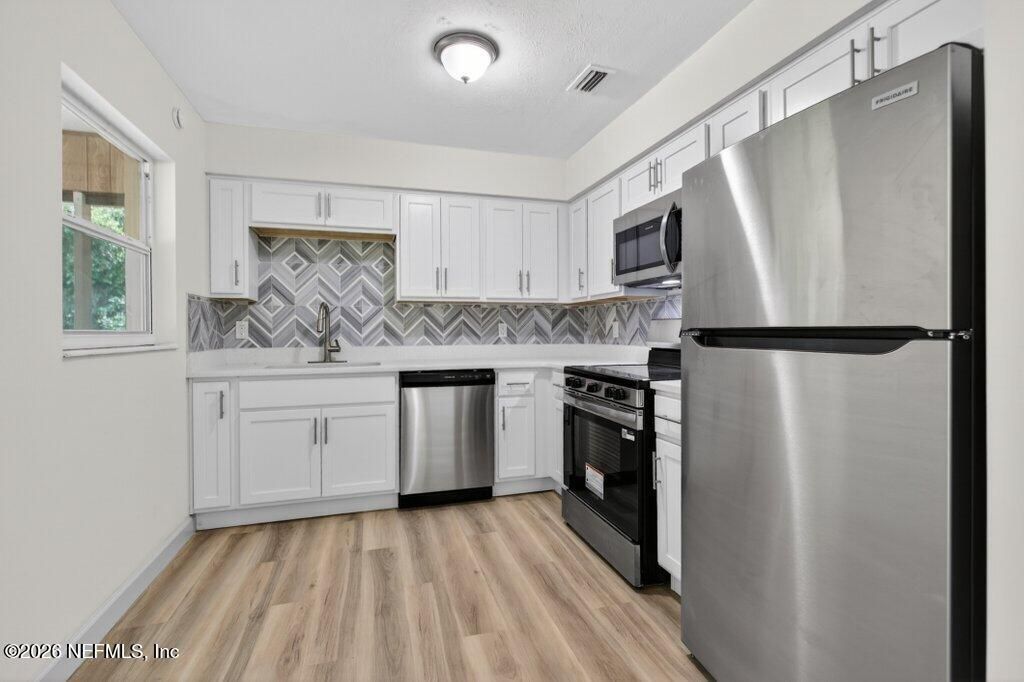 133 Magnolia Avenue E, East Palatka, FL 32131 Photo