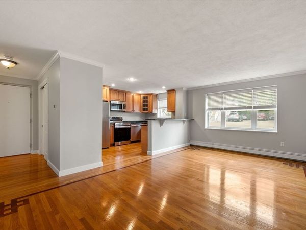 100 Summer St., Unit 1-1, Watertown, MA 02472