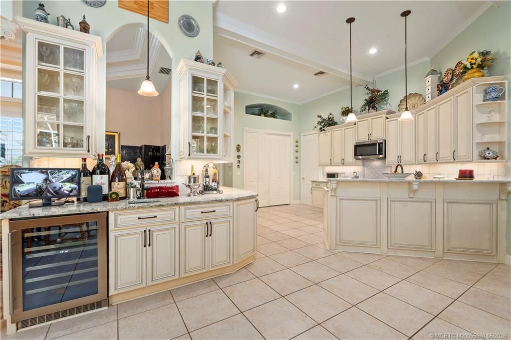 4220 SE Rainbows End, Stuart, FL 34997 Photo