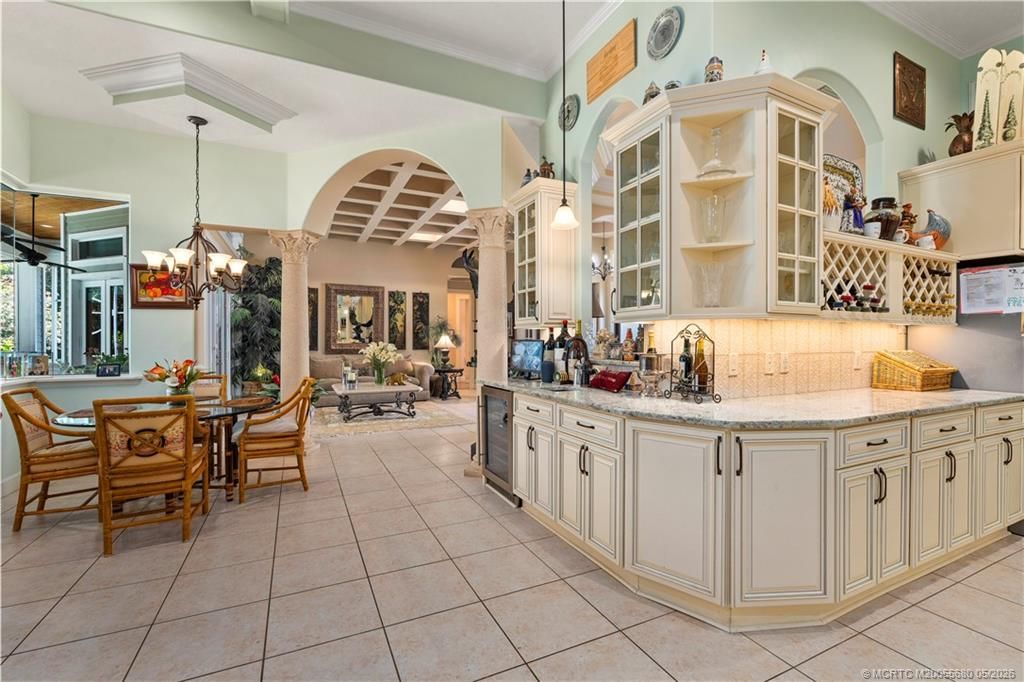 4220 SE Rainbows End, Stuart, FL 34997 Photo
