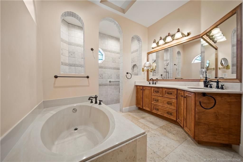 4220 SE Rainbows End, Stuart, FL 34997 Photo