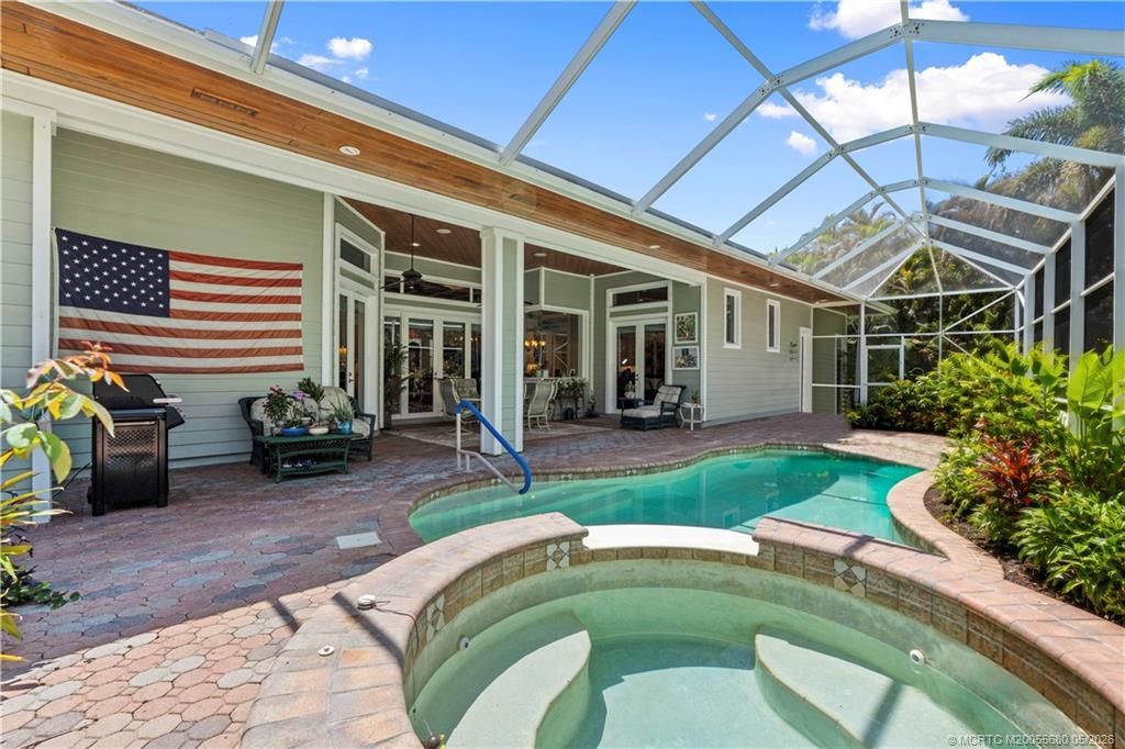 4220 SE Rainbows End, Stuart, FL 34997 Photo
