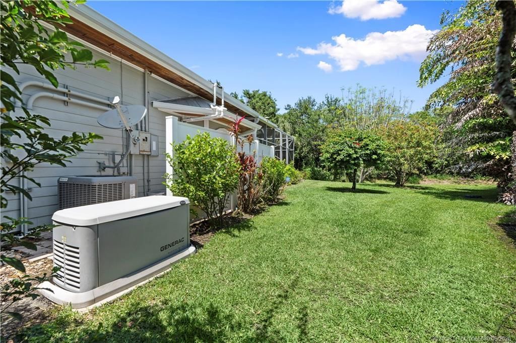 4220 SE Rainbows End, Stuart, FL 34997 Photo