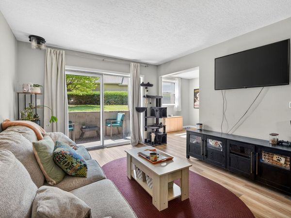 3405 Woodland Avenue, Unit 53, West Des Moines, IA 50266