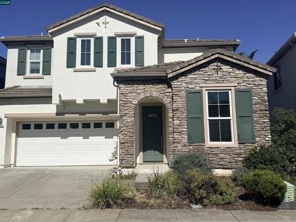 7240 Willow Creek Cir, Vallejo, CA 94591