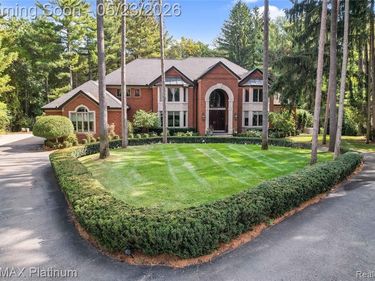5479 River Ridge Drive, Genoa Twp, MI 48116