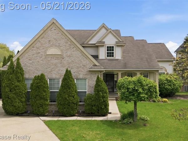 2143 Warbler Court, Commerce Twp, MI 48382