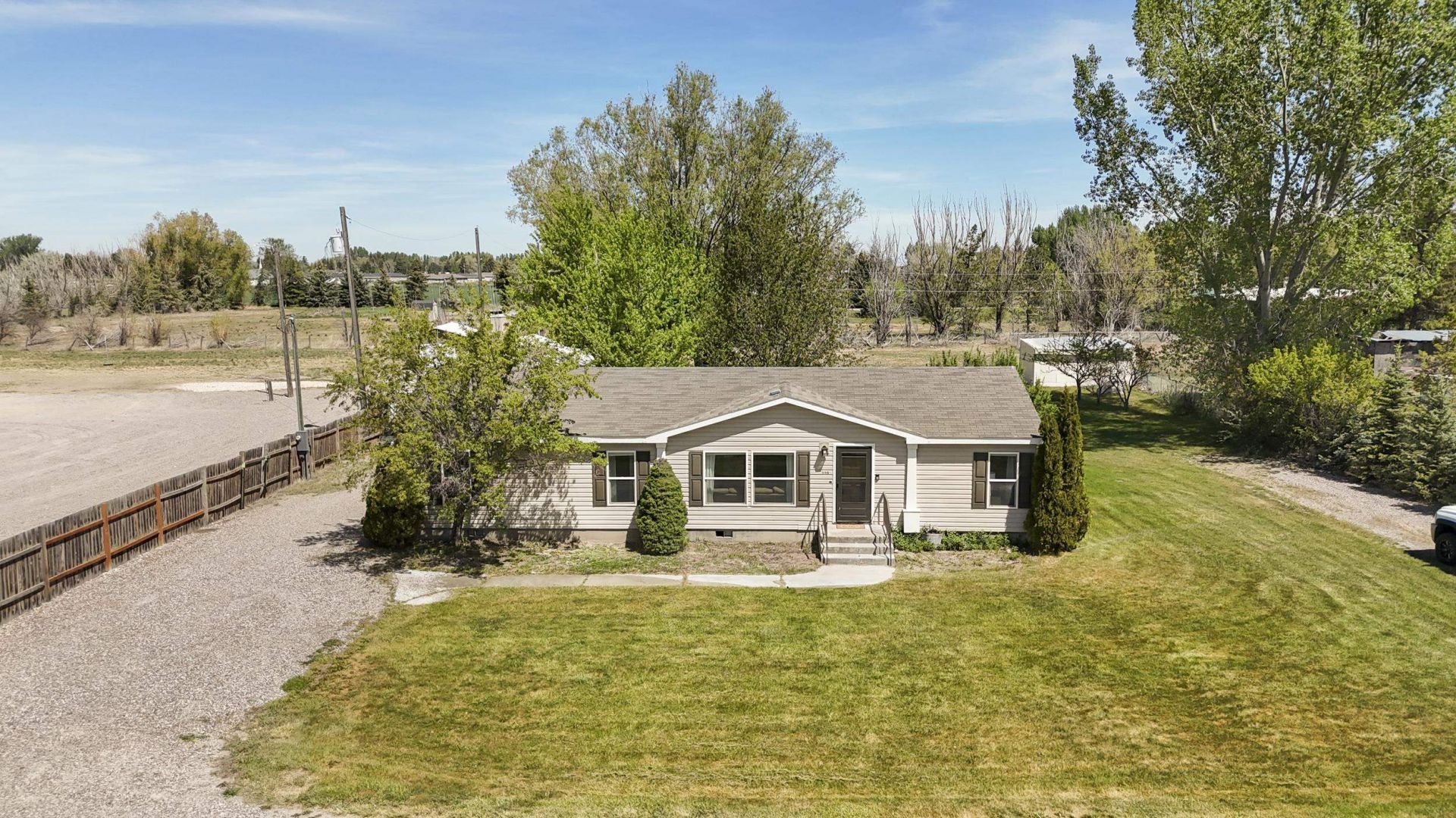 356 W 100 N, Blackfoot, ID 83221 Main Photo