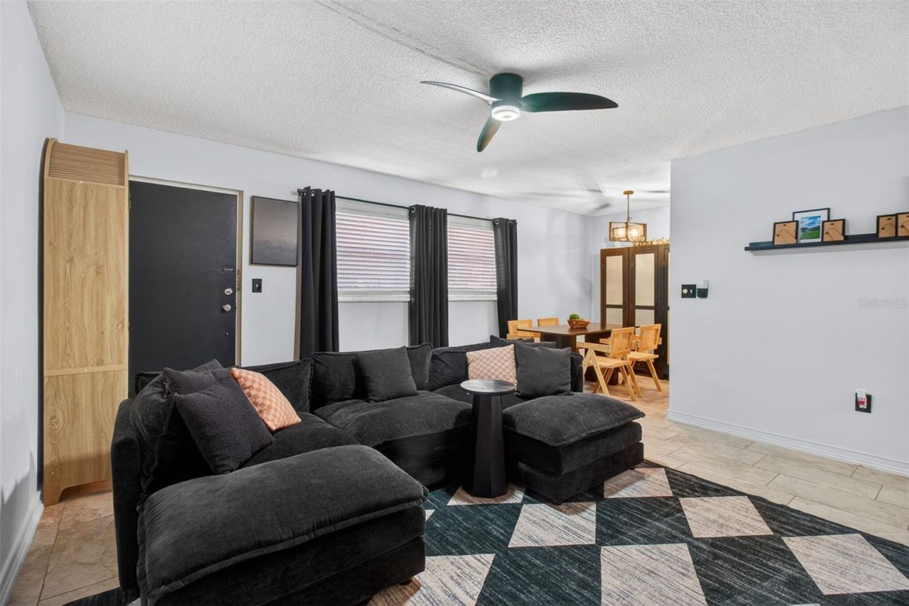 6370 1st Street N, Unit 202, Saint Petersburg, FL 33702 Photo
