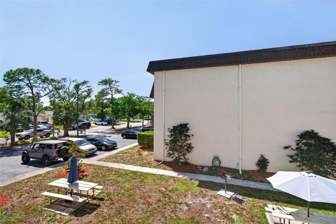 6370 1st Street N, Unit 202, Saint Petersburg, FL 33702 Photo