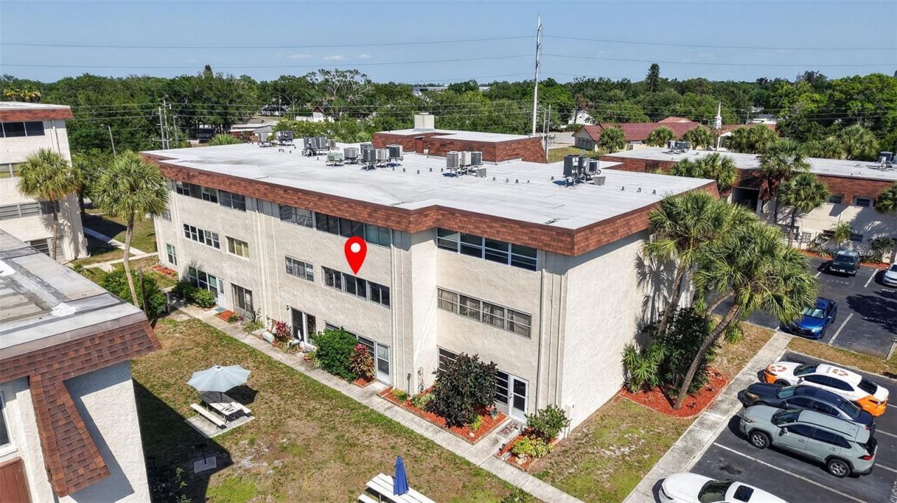 6370 1st Street N, Unit 202, Saint Petersburg, FL 33702 Photo