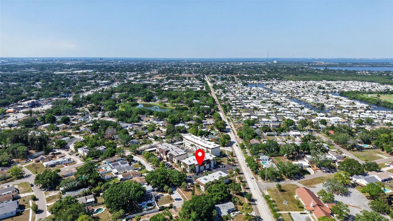 6370 1st Street N, Unit 202, Saint Petersburg, FL 33702 Photo