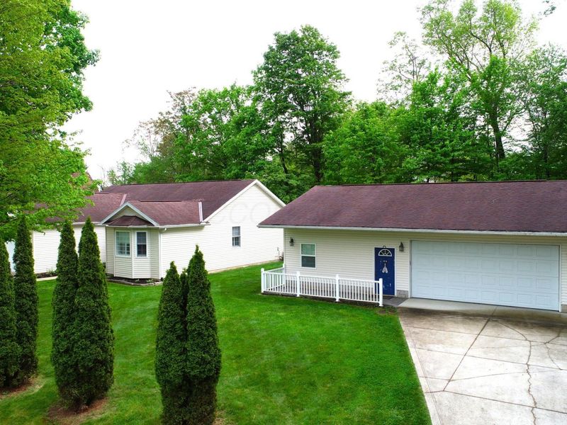 1209 Apple Valley Drive , Howard, OH 43028 Photo 3