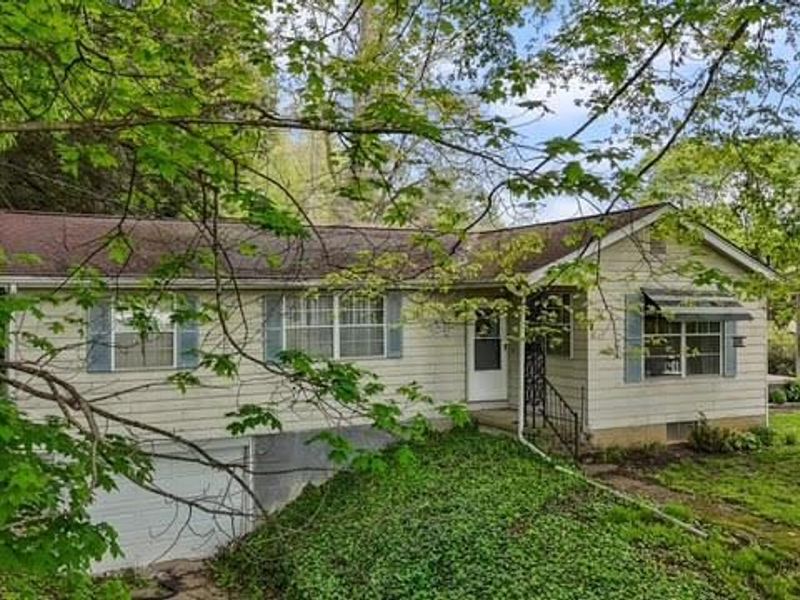 1996 Bauman Hill Road SE, Lancaster, OH 43130 Photo 1