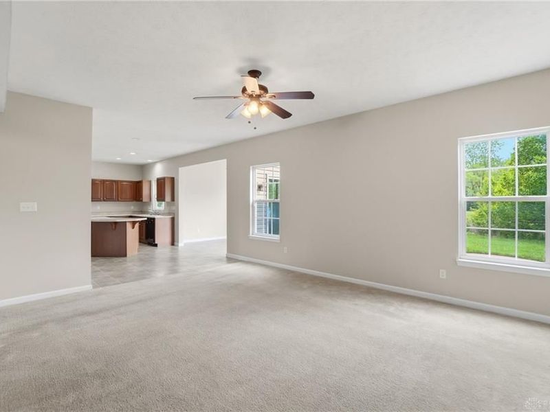 618 Chapelgate Drive, Fairborn, OH 45324 Photo 13