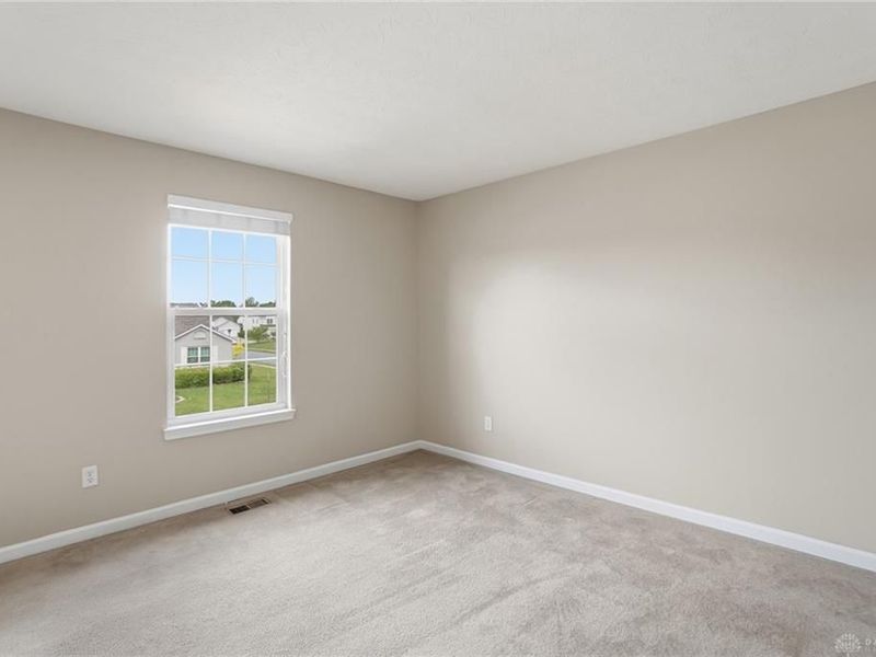 618 Chapelgate Drive, Fairborn, OH 45324 Photo 27
