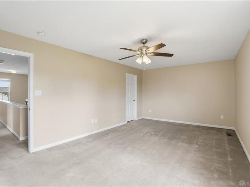 618 Chapelgate Drive, Fairborn, OH 45324 Photo 28