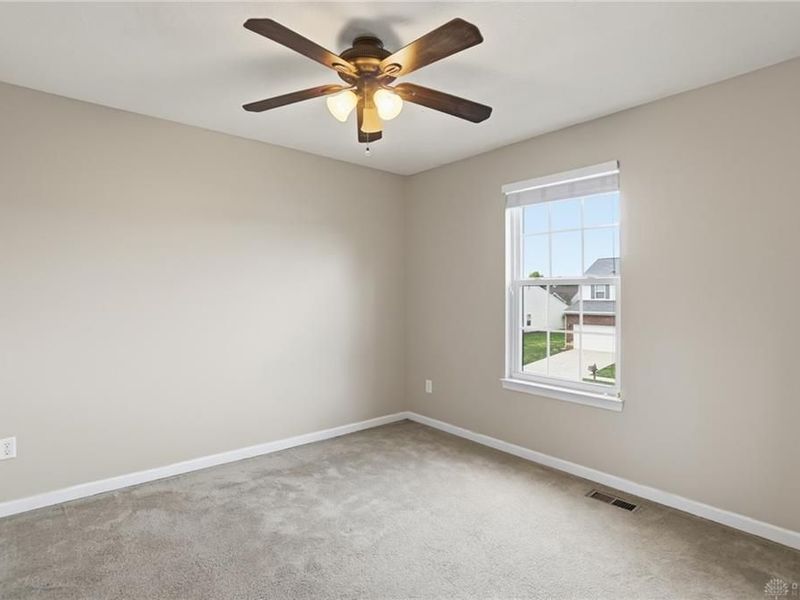 618 Chapelgate Drive, Fairborn, OH 45324 Photo 36