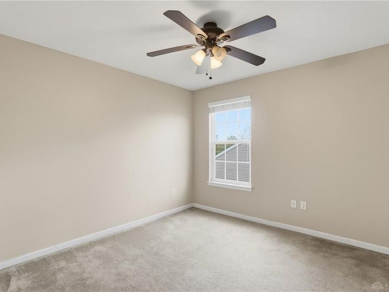 618 Chapelgate Drive, Fairborn, OH 45324 Photo 37