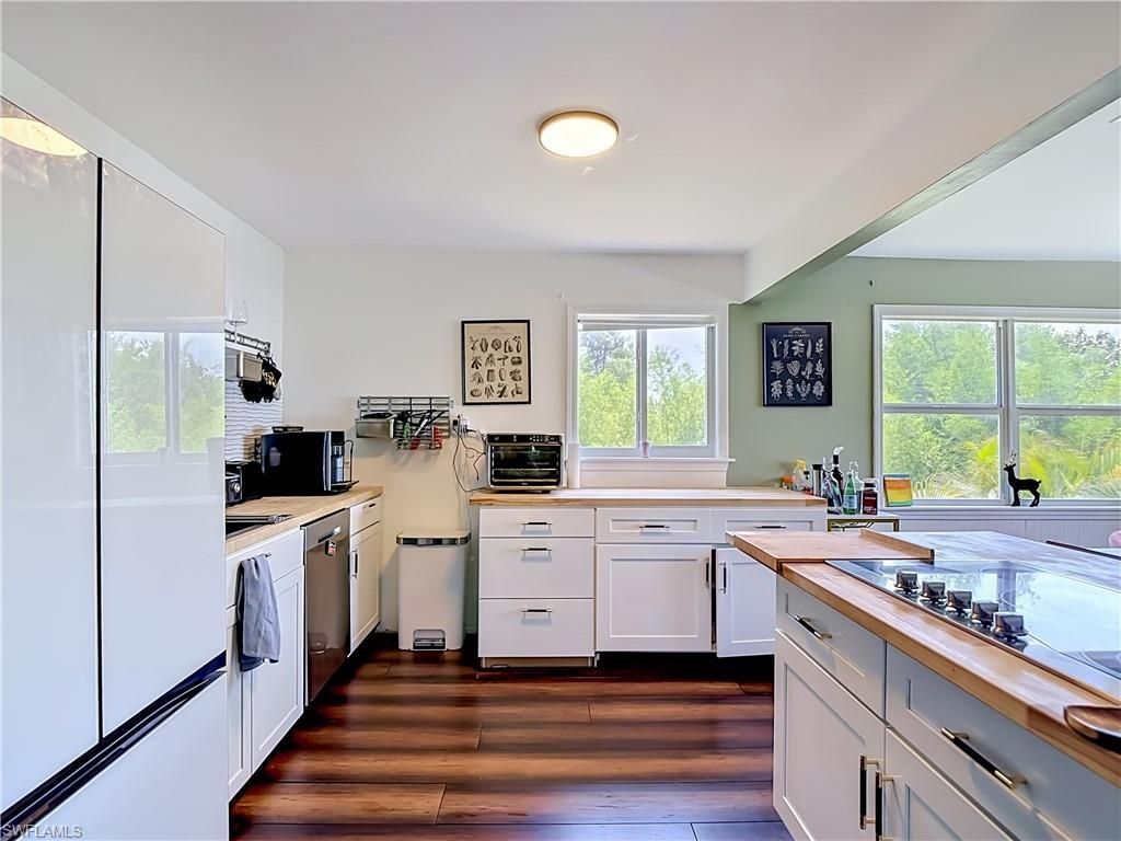 4549 Courtney Rd, Saint James City, FL 33956 Photo