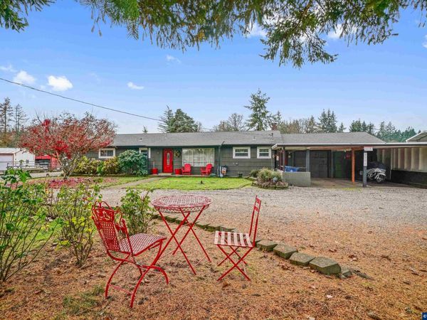8550 Aumsville Hwy SE, Salem, OR 97317