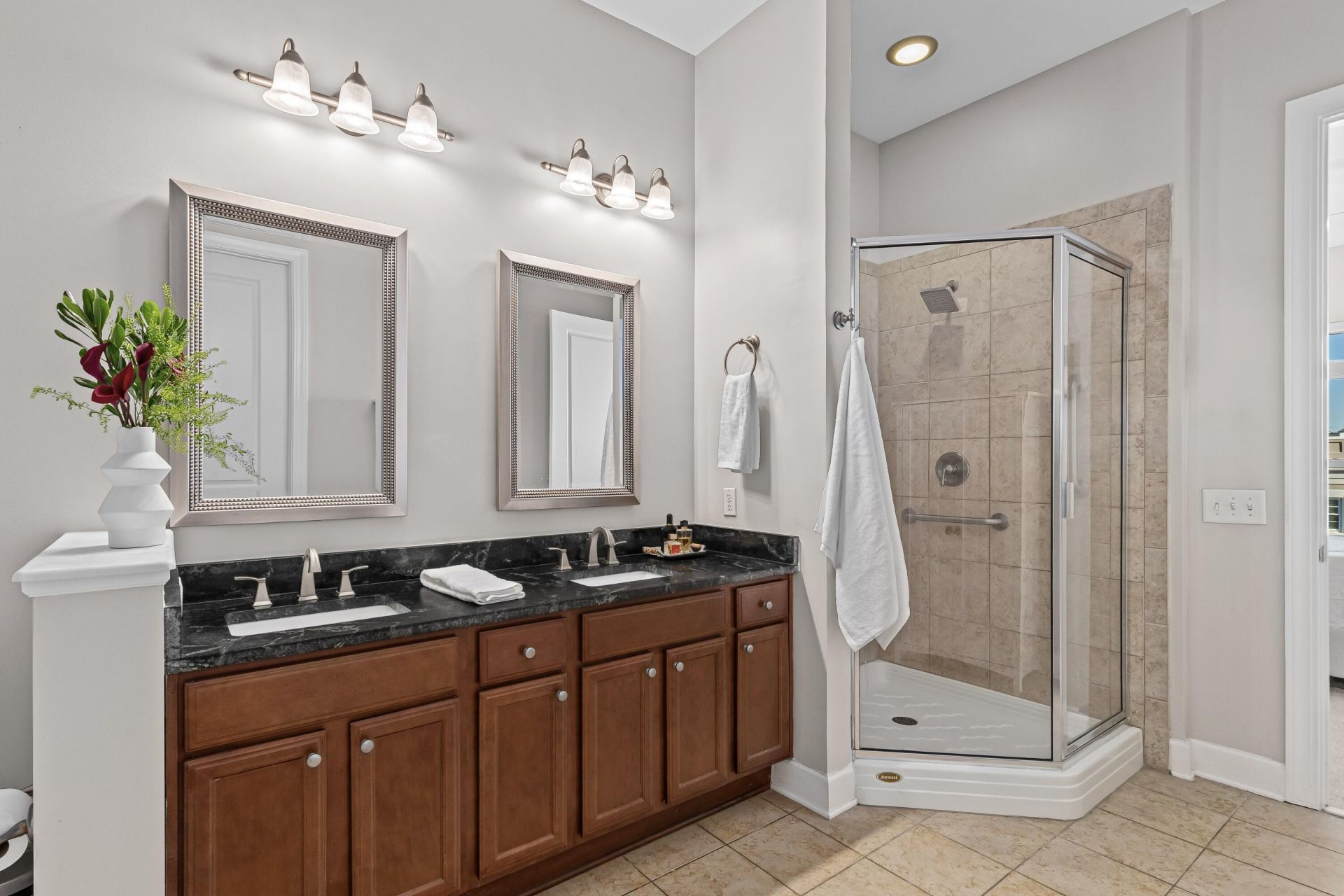 145 Pier View Street Photo 13