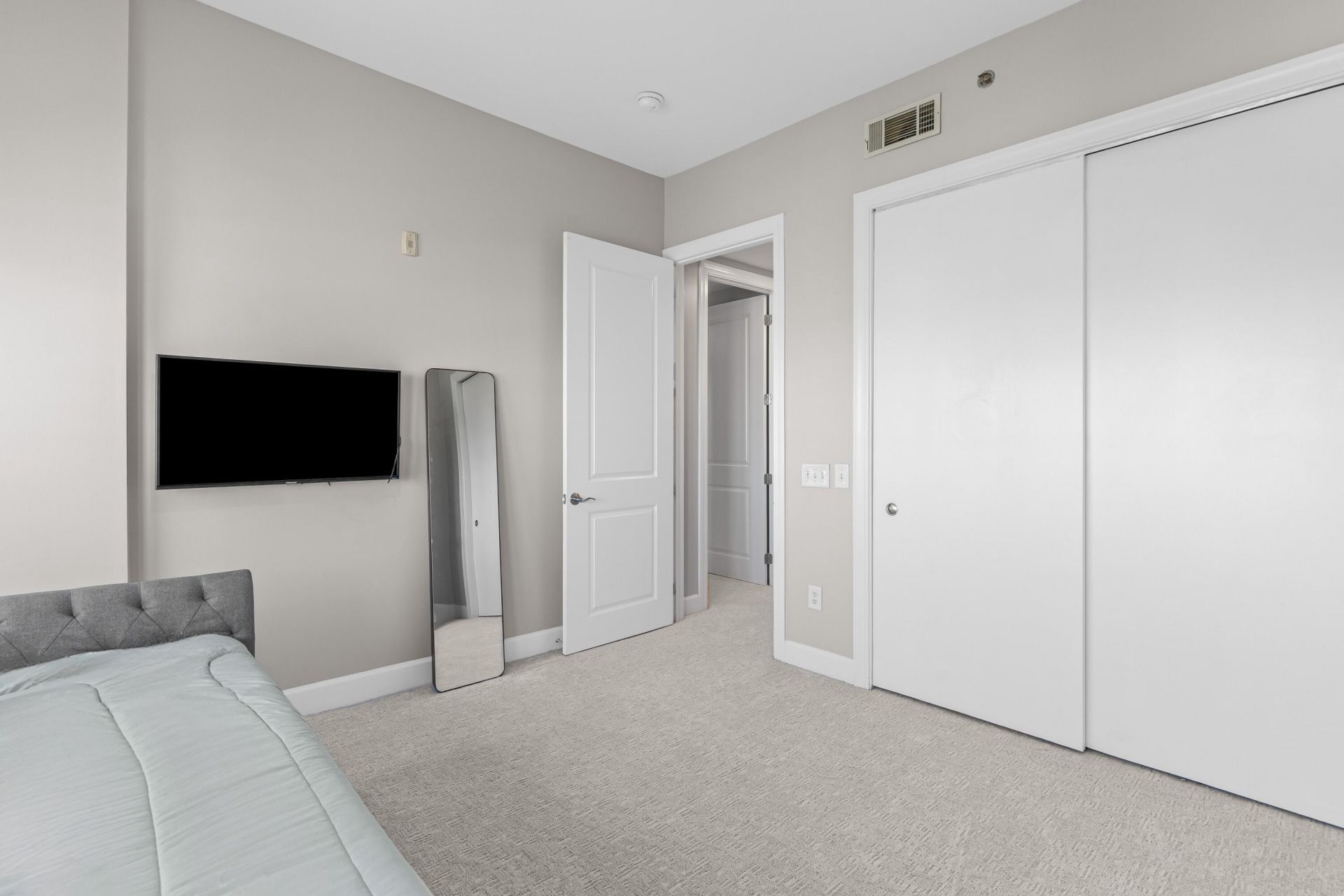 145 Pier View Street Photo 19