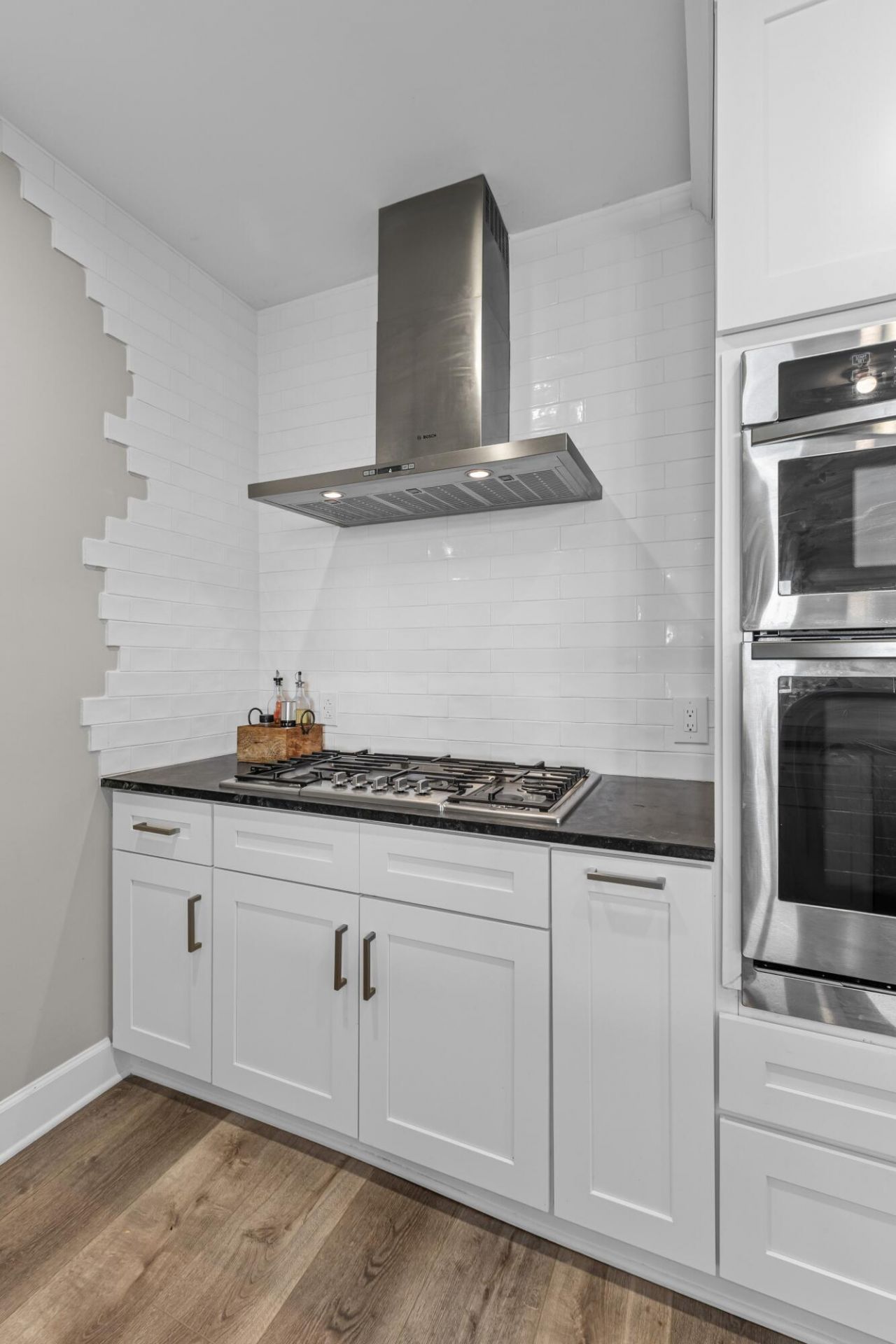 145 Pier View Street Photo 9