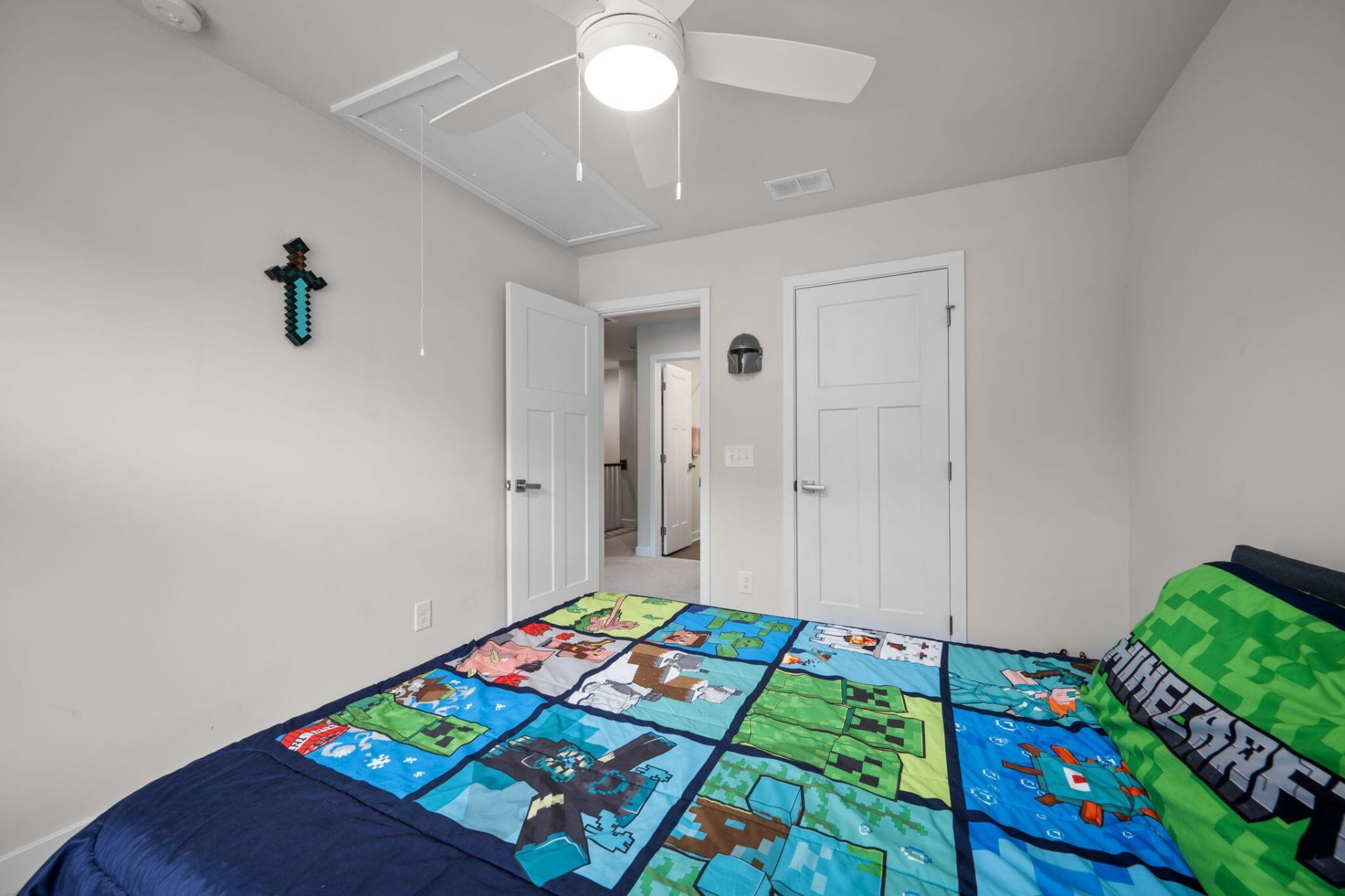 1051 Crescent Cove Lane Photo 30
