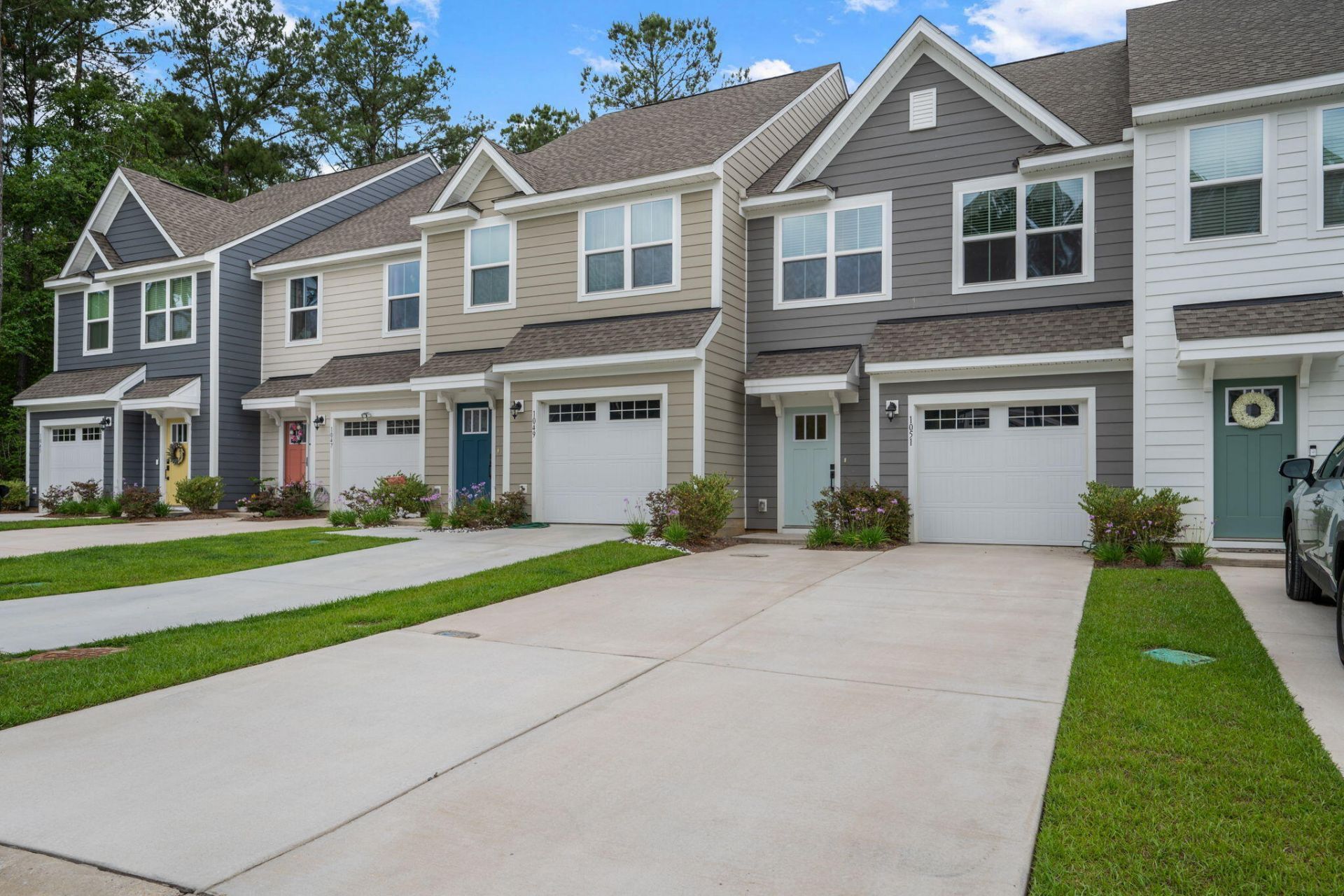 1051 Crescent Cove Lane Photo 4