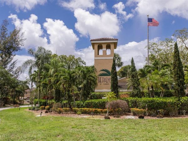 400 Palm Cir W, Unit 102, Pembroke Pines, FL 33025